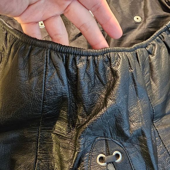 Leather vest/top - Picture 4 of 15